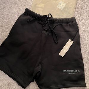 Essentials FOG Shorts Small